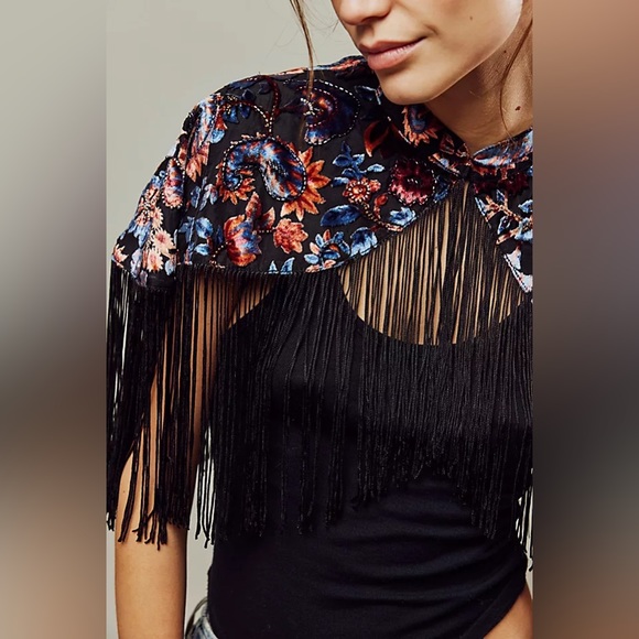 Free People Fringe Velvet Cape NWOT - Picture 2 of 3